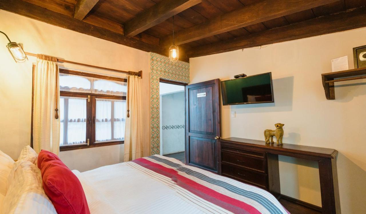 Yox Hotel Boutique San Cristóbal de Las Casas 外观 照片 A bedroom at the hotel